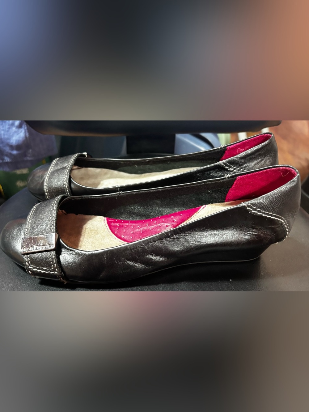 Hush Puppies Black Leather Wedge Flats Women’s Size 9.5 Comfort Shoes Slip On